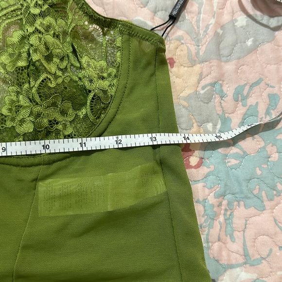 NWT Pretty Little Thing Green Khaki Lace Mesh Mix Tie Strap Corset Size 8 - Picture 6 of 8